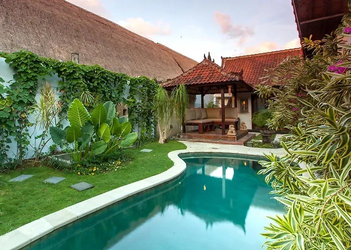 Villa Private 3br With Pool - Quiet & Spacious - Near & Legian