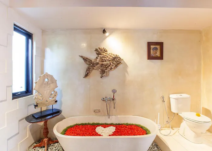 Villa Private 3br With Pool - Quiet & Spacious - Near & Legian Seminyak