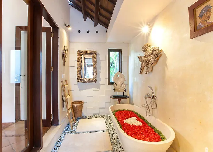 Private 3br With Pool - Quiet & Spacious - Near & Legian Seminyak